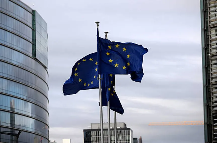 ЄС готується подовжити замороження російських активів щоб розблокувати кредит Україні