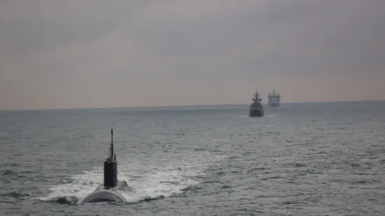 British Navy tracks Russian submarine in the English Channel