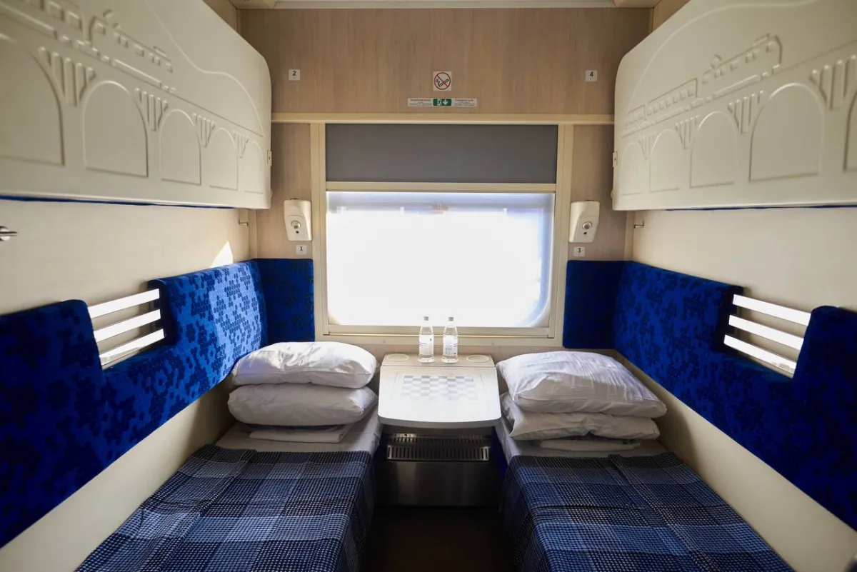 Ukrzaliznytsia has introduced new Ukrainian-built carriages on services to Uzhhorod and Dnipro