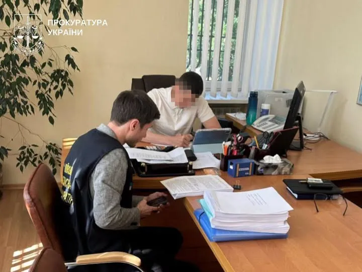Посадовця «Укрзалізниці» підозрюють у завданні державі збитків на 48 млн грн