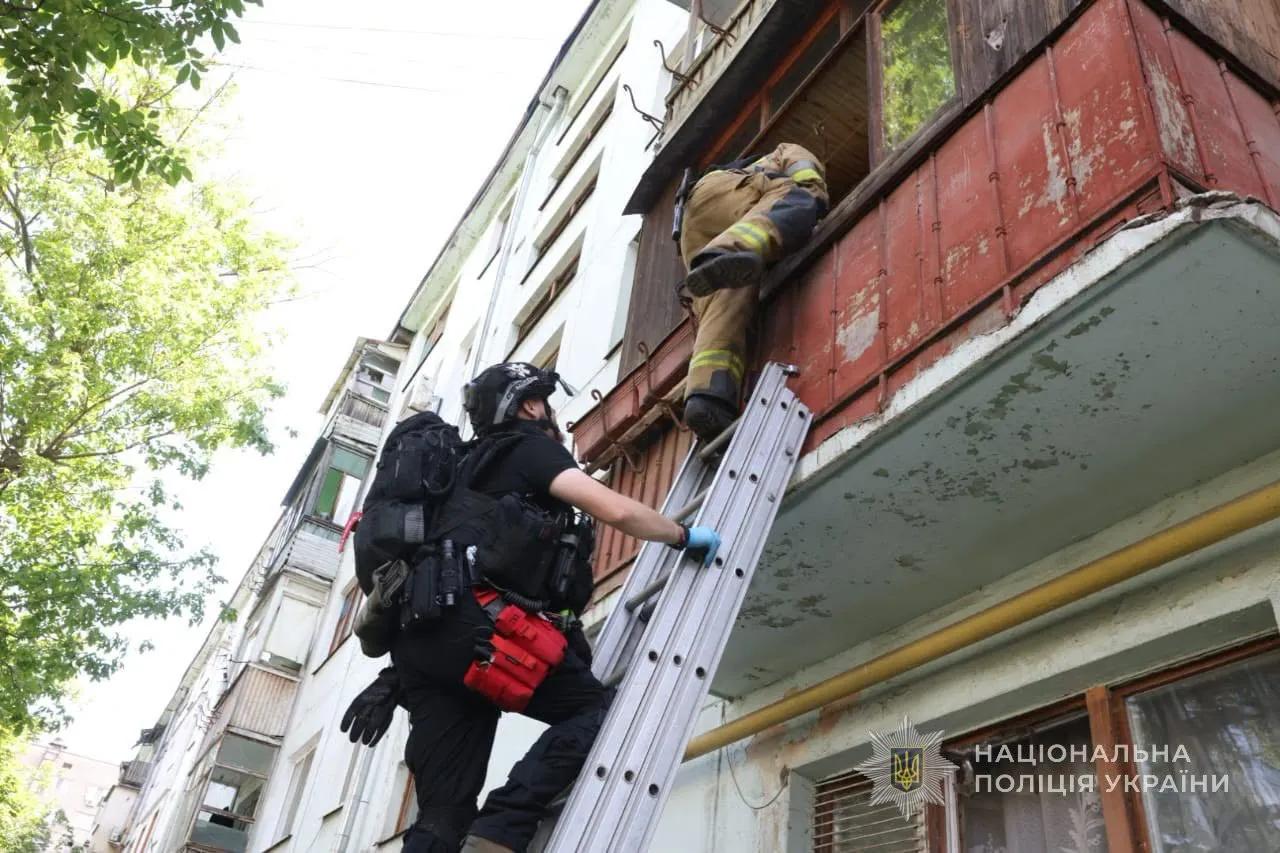 Росія атакувала Запоріжжя КАБами: восьмеро поранених, серед них двоє дітей