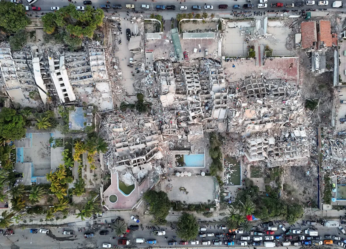 The death toll from the earthquakes in Venezuela has risen to nearly 1,500