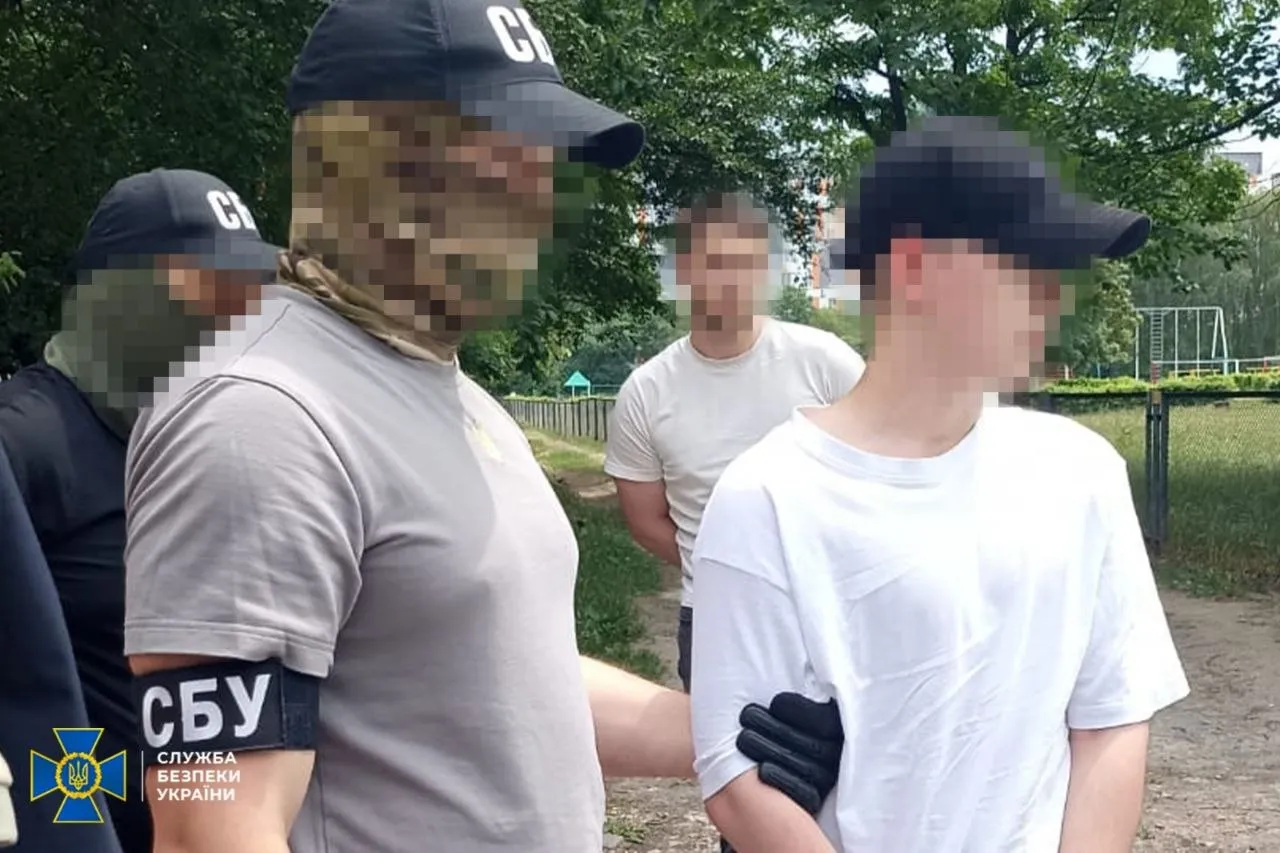СБУ викрила вісьмох агентів РФ, які реєстрували Starlink для російських військових