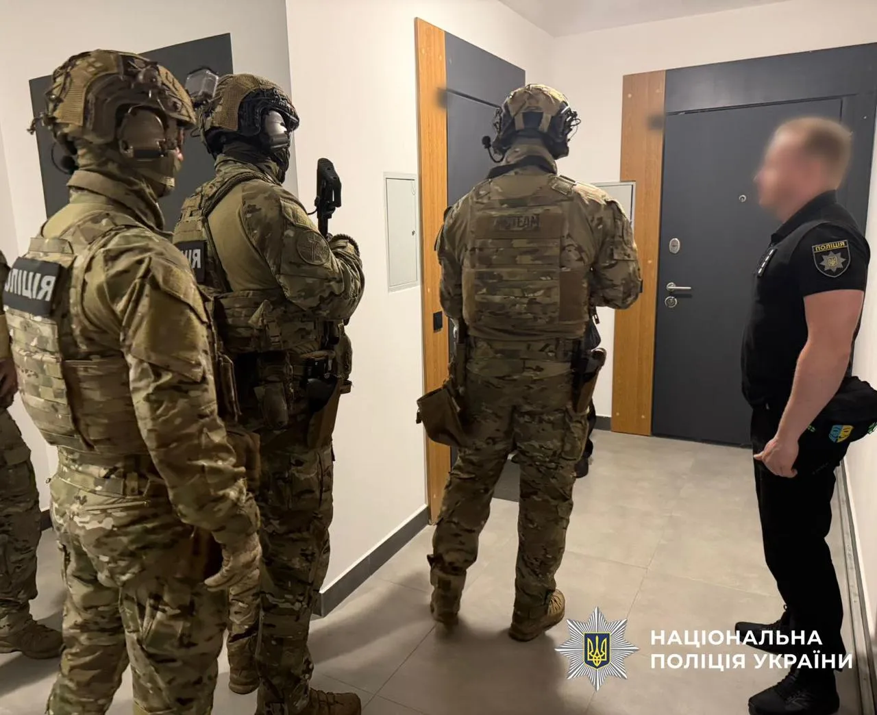 Поліція викрила схему псевдоінвестування з жертвами серед громадян Чехії