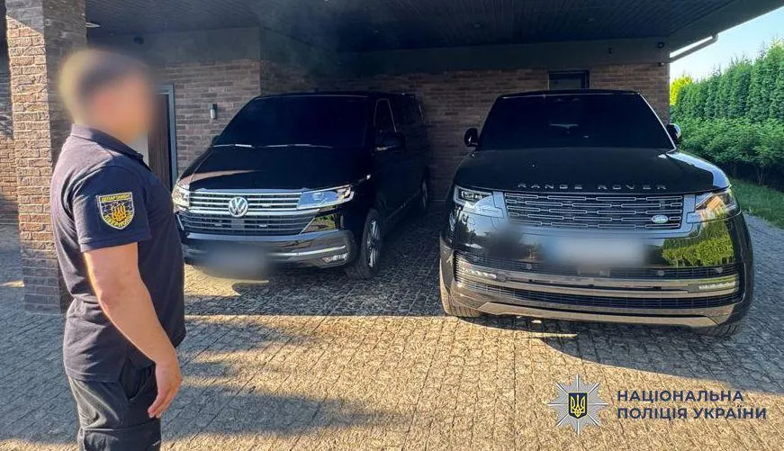 Поліція викрила схему псевдоінвестування з жертвами серед громадян Чехії