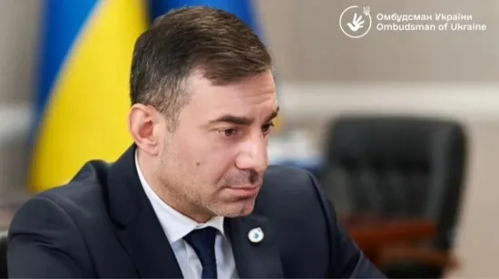 Лубінець запропонував дозволити військовополоненим телефонувати рідним
