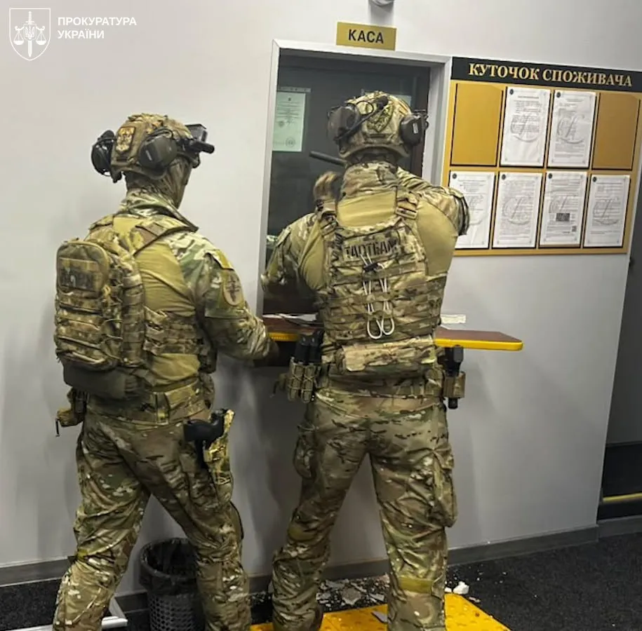 Нацполіція викрила мережу нелегальних криптообмінників, які ошукали клієнтів по всій Україні