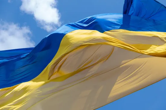 У Києві встановили рекорд, розгорнувши найбільший прапор ВМС України