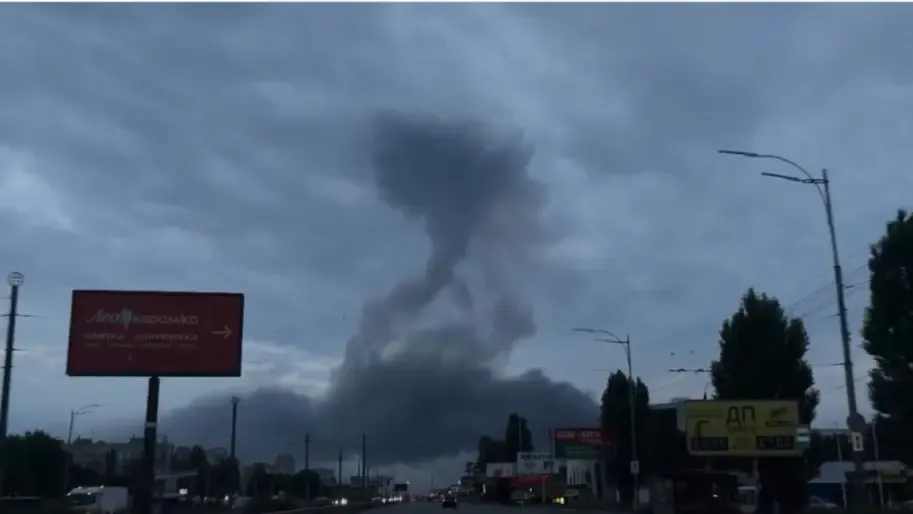 На Київщині після російської атаки зросла кількість поранених, жителів Вишневого закликали не виходити на вулицю