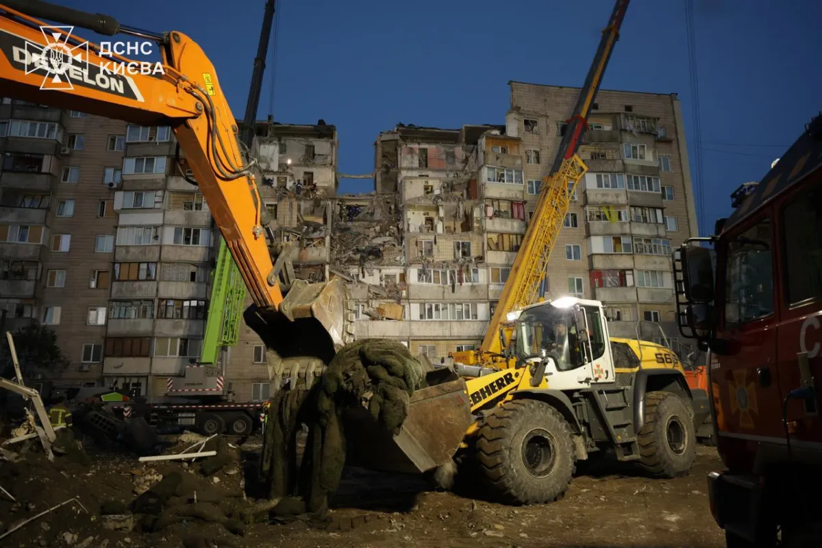 Кількість загиблих у Києві після російського удару зросла до 19