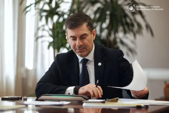 A secondary school headteacher from the Kherson region was called up whilst on his way to the Ministry of Education and Science: the ombudsman has launched an investigation