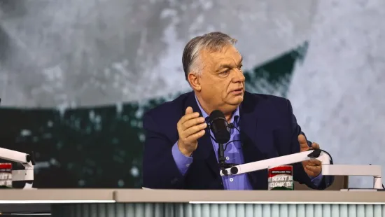 Orbán takes 1.6 million questionnaires against aid to Ukraine to Brussels and criticises freezing of Russian assets