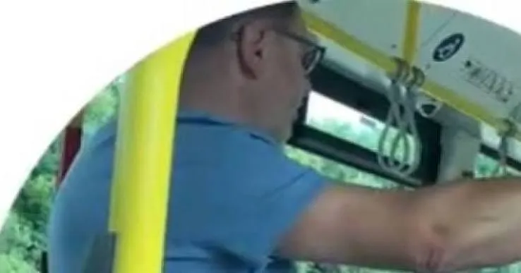 A man in Poland insulted Ukrainian teenagers on a bus — he has already been arrested