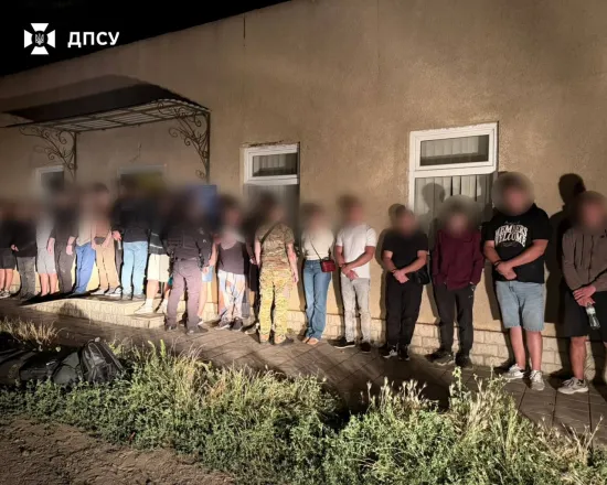 130 тисяч доларі за трансфер до Молдови: на Одещині прикордонники зірвали масштабну схему переправлення (ВІДЕО)