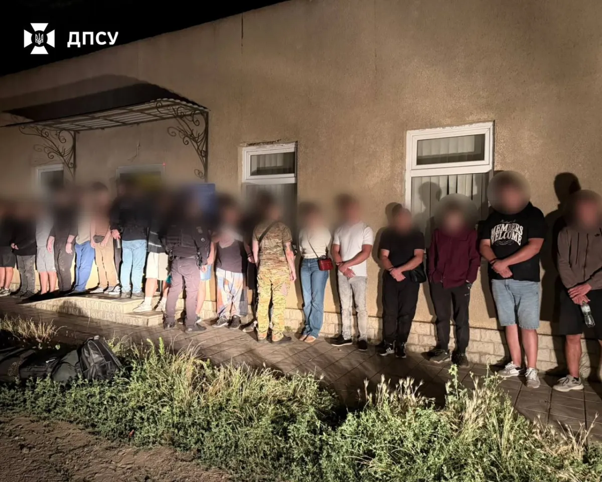 130 тисяч доларі за трансфер до Молдови: на Одещині прикордонники зірвали масштабну схему переправлення (ВІДЕО)