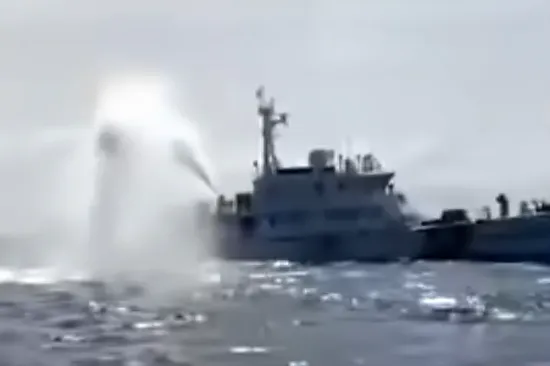 China uses water cannons against Filipino fishermen in the South China Sea