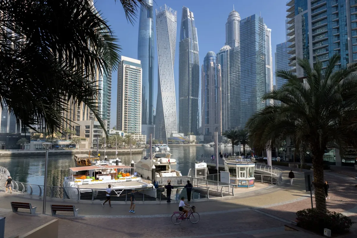 Russian billionaires are moving their capital abroad due to fears of confiscation