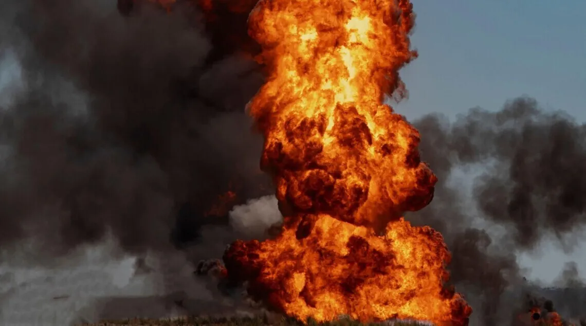 The Ukrainian Armed Forces attacked an oil depot near Moscow and Russian ships