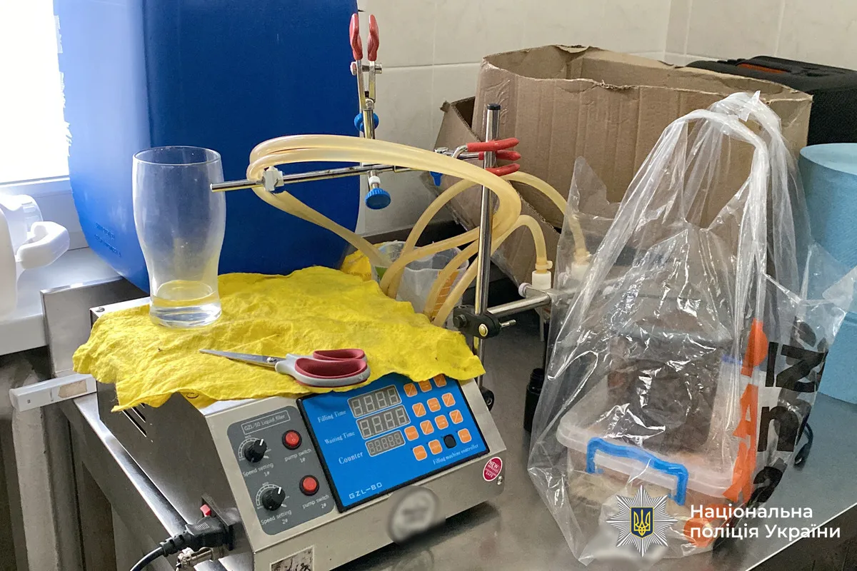 Vinnytsia region uncovers ₴20 million worth of clandestine production of e-cigarette liquids