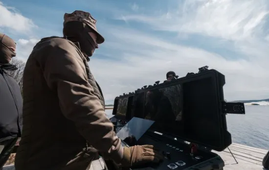 ЗСУ вперше вдарили по росіянах FPV-дронами з безекіпажних катерів 