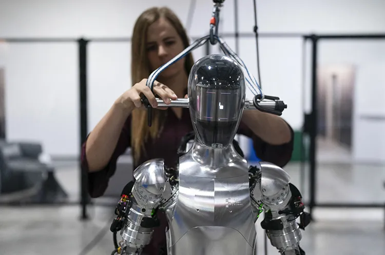 Samsung has set up a division to develop robotics