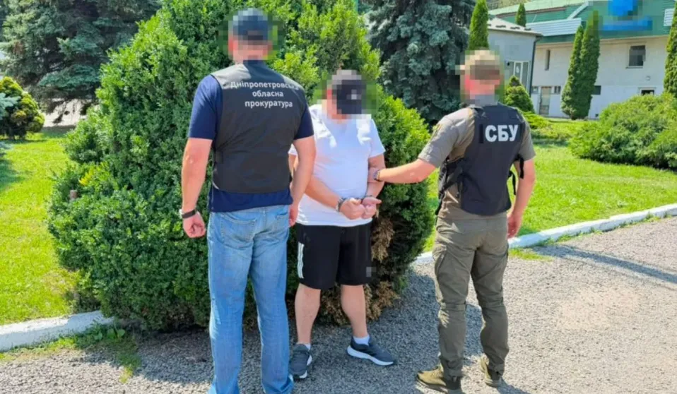 З Польщі екстрадували власника сонячної електростанції, якого підозрюють у шахрайстві із «зеленим» тарифом на 1,3 млн грн