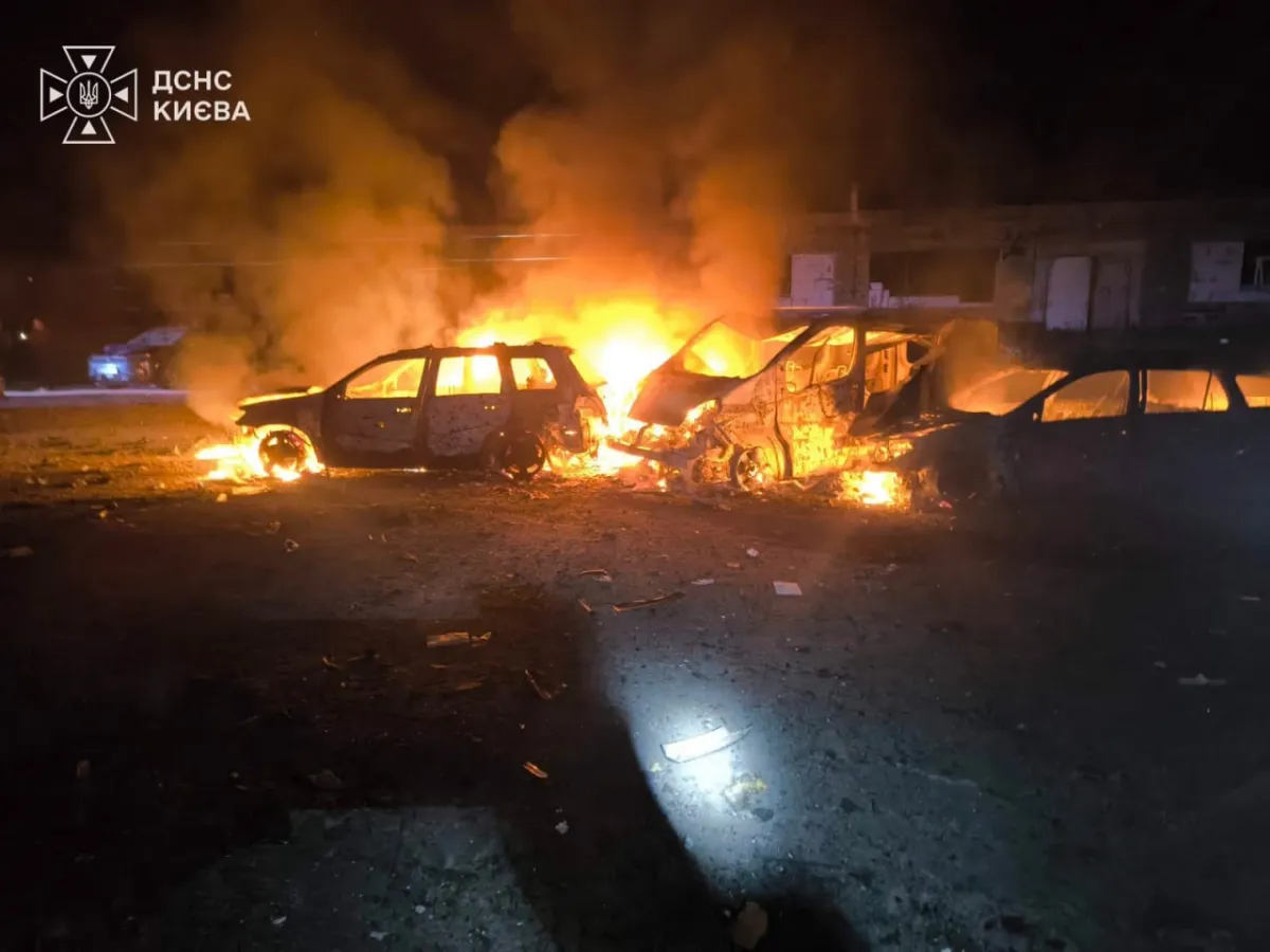 The aftermath of the night-time attack on Kyiv: fires in three districts of the city