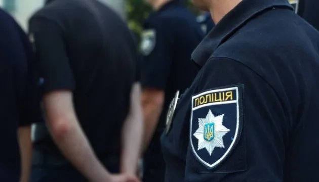 In Bukovina, a man opened fire on police officers during an investigation and fled into the woods