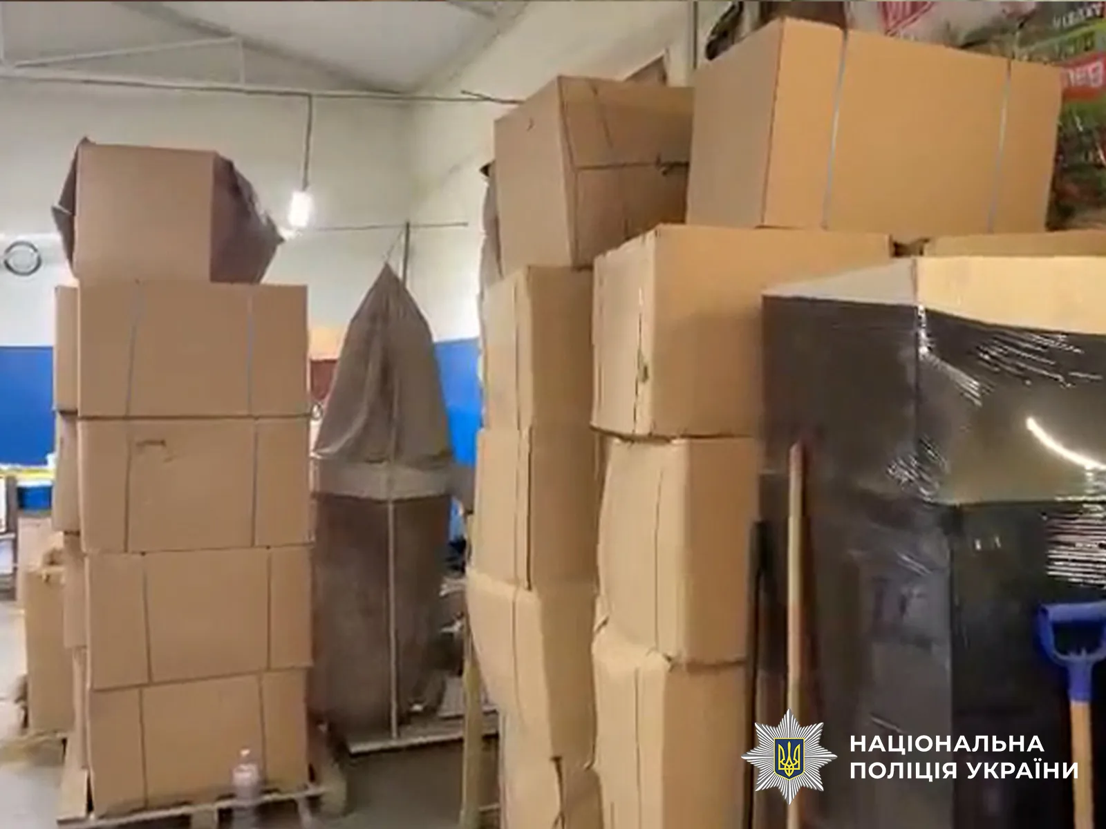 Нацполіція ліквідувала дві підпільні тютюнові фабрики на Харківщині та Львівщині