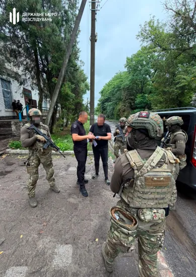 ДБР оголосило підозру двом військовослужбовцям полку «Скеля» через побиття та незаконне утримання побратимів