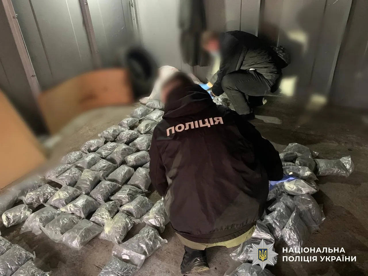 Нацполіція ліквідувала масштабний канал збуту психотропів на 95 млн гривень