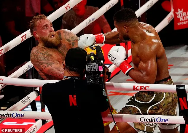 Joshua knocks out Jake Paul in the sixth round and challenges Fury