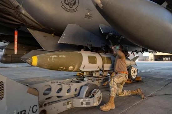 US launches large-scale strikes against ISIS in Syria in response to the deaths of three Americans