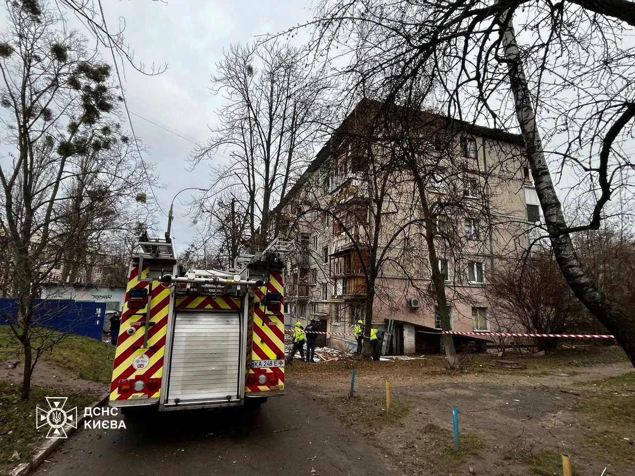A massive attack on the power grid. Emergency power cuts are in effect in Ukraine