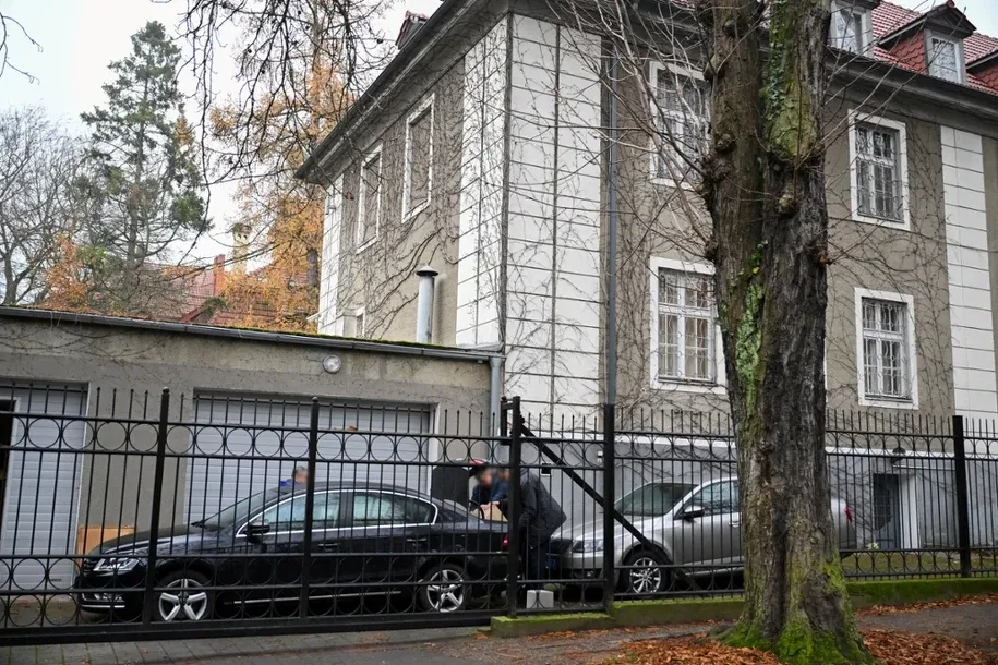 Russia blocks transfer of consulate building in Gdansk after decision to close it