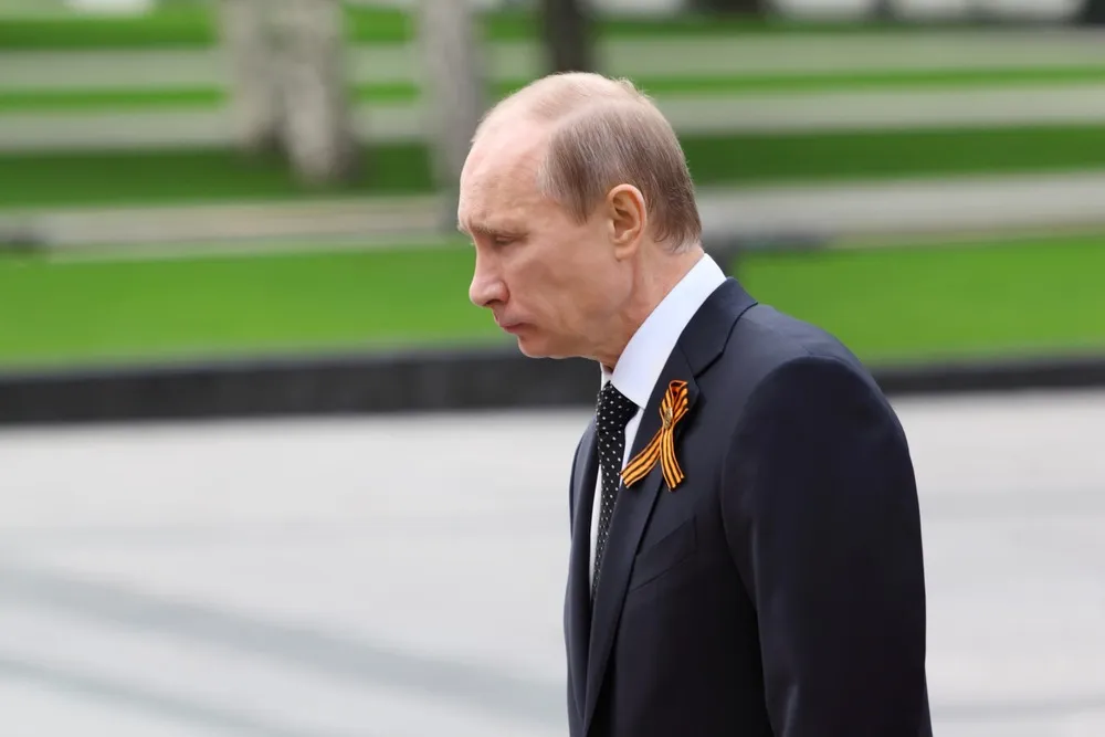 Брехливі зведення генералів переконували Путіна в тому, що він виграє війну проти України