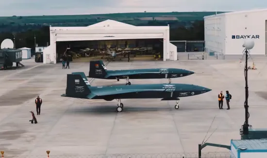 Turkey announces the world's first autonomous flight of two unmanned fighter jets in service