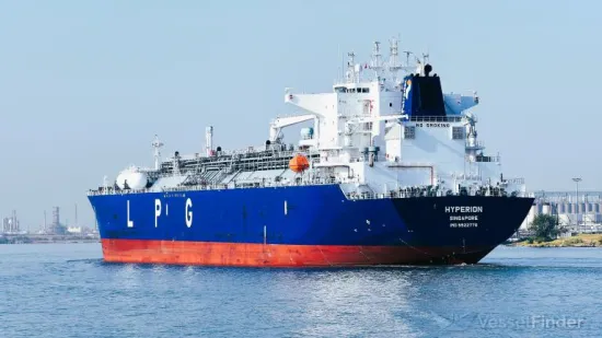 Shadowy fleet tanker Hyperion switches to Russian flag near Venezuela