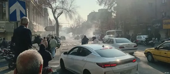 Security forces break up protest in Grand Bazaar in Tehran amid economic crisis