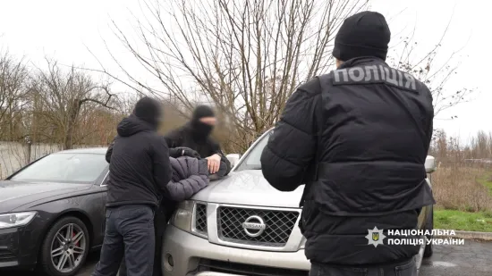 На Одещині викрили схему продажу гуманітарних авто з ЄС: затримано жителя Київщини