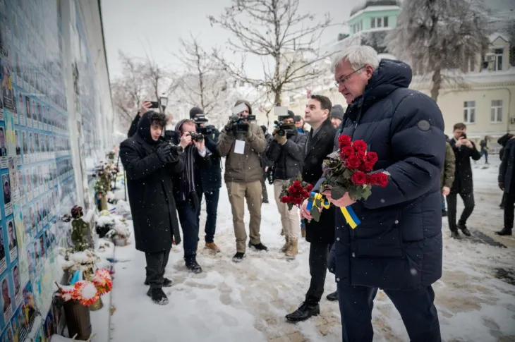 Чехія підтвердила продовження «снарядної ініціативи» під час візиту глави МЗС до Києва