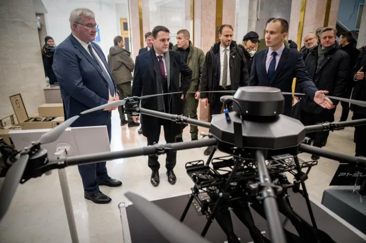 Чехія підтвердила продовження «снарядної ініціативи» під час візиту глави МЗС до Києва