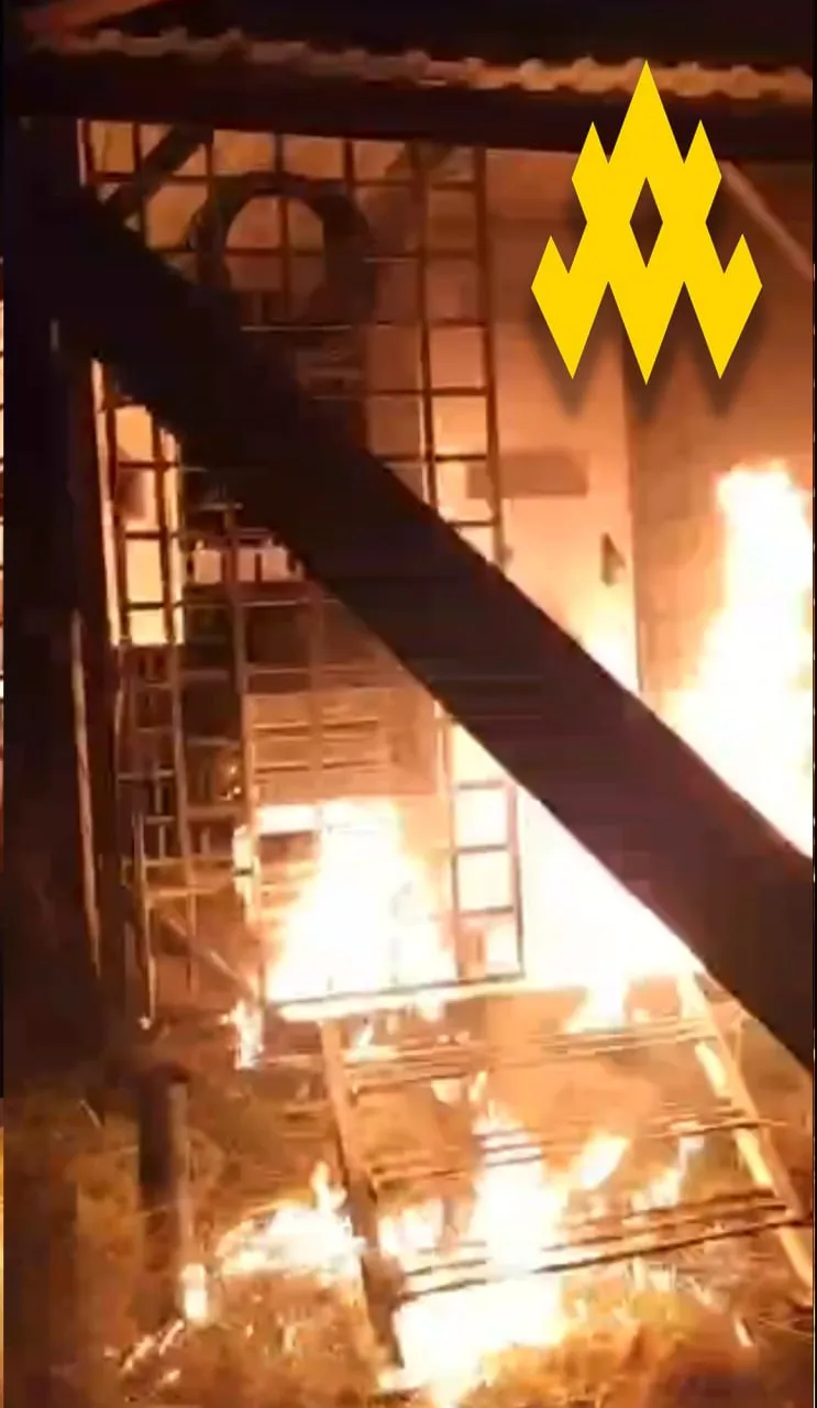 Communication tower of Russian air defence unit ATES burned down in Moscow region