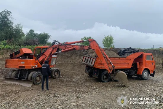 На Буковині викрили нелегальний кар’єр із видобутку піщано гравійної суміші зі збитками понад 15 млн грн