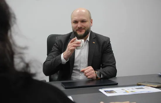 Tsyvinsky ordered his subordinates to think every day from 12.00 to 13.00 - the ESBU introduced a "golden hour"