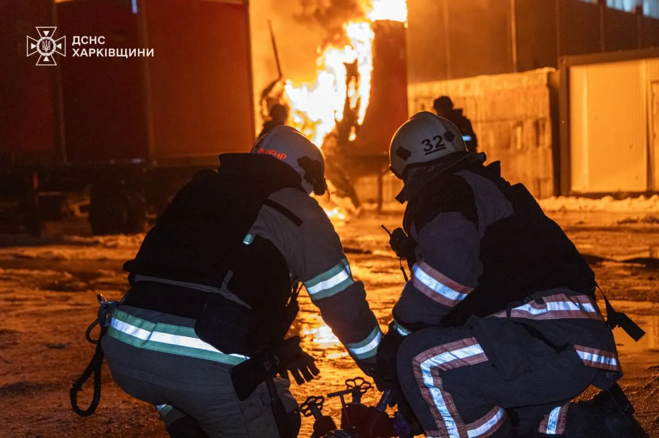 Масовані обстріли в Харкові, є жертви та руйнування