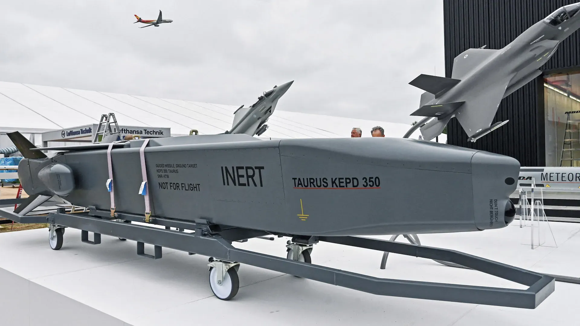 Ukraine needs to supply Taurus and Tomahawk missiles