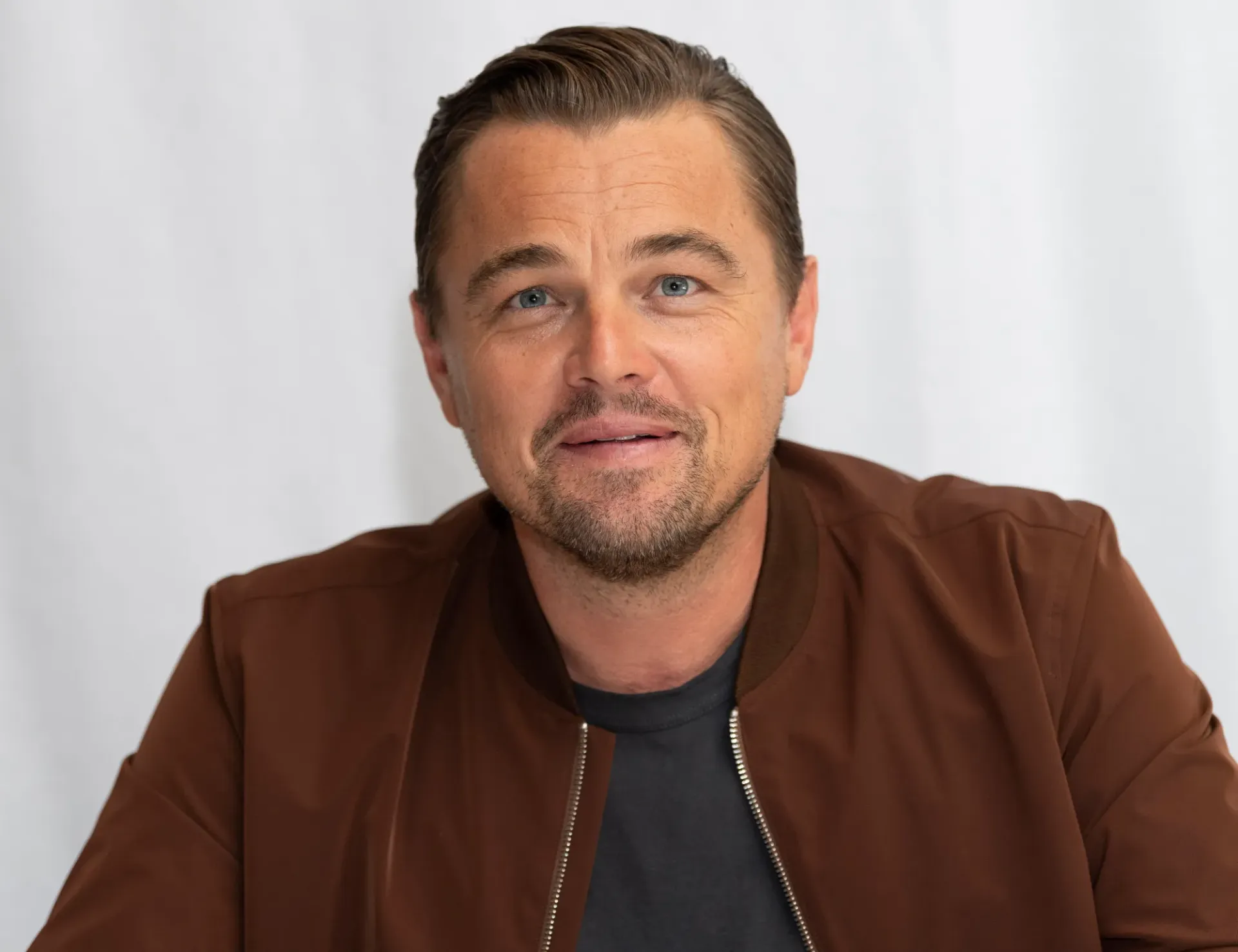 Leonardo DiCaprio becomes a viral meme after the Golden Globes