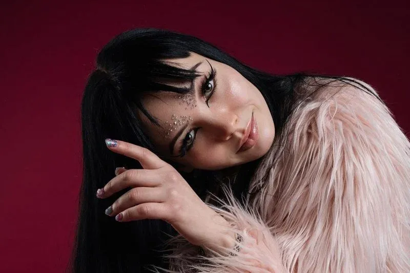 Kazhan announced her scandalous split with the Jerry Heil label and explained the reasons behind it.