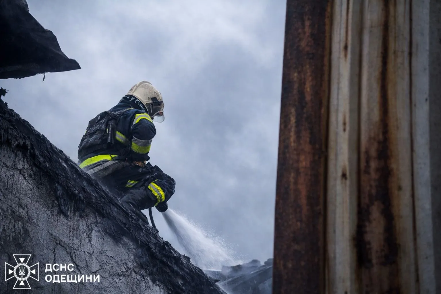 Ранковий удар РФ по Одещині: пошкоджені житлові будинки та об’єкти енергетики